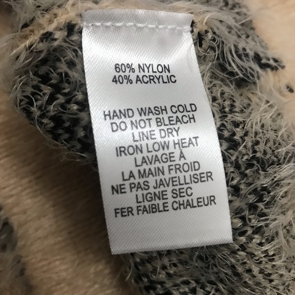 Lulus “Earn Your Spots” Fuzzy Leopard Cheetah Print Off-The-Shoulder sweater - Picture 6 of 11